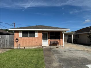 2031 W Beauregard St, Chalmette, LA 70043