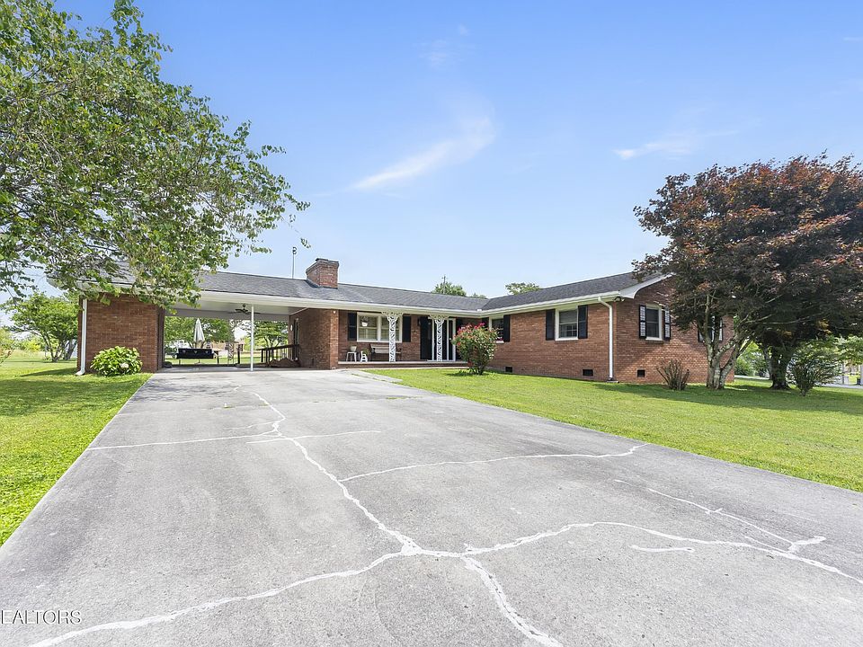 1st image of 185 Chapel Heights Ln