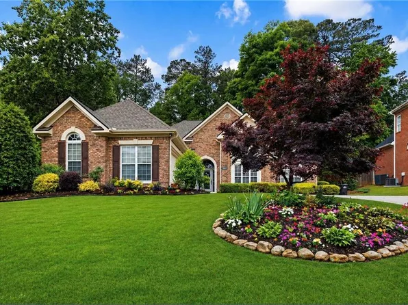 9219 Camden Ct, Douglasville, GA 30135