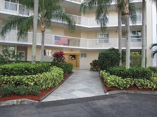 1st image of 10346 NW 24th Pl #4