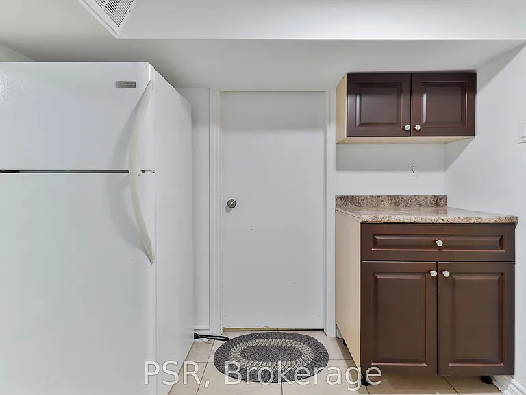 329 Vaughan Rd #LOWER — Photo 24