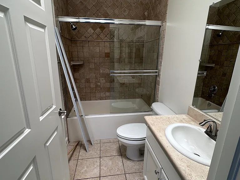 Second Bedroom En-Suite Bathroom