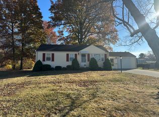 82 Wright Rd, Rocky Hill, CT 06067