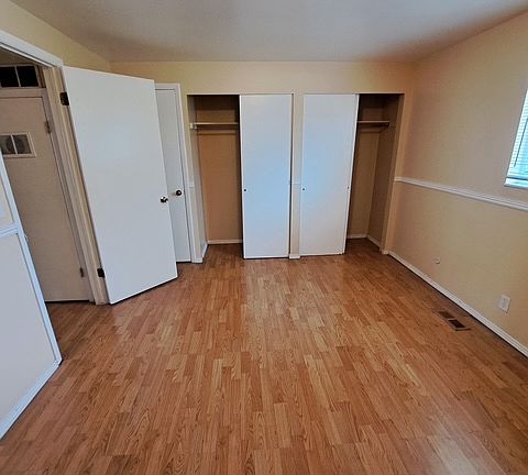 3rd image of 281 E Crestone Ave