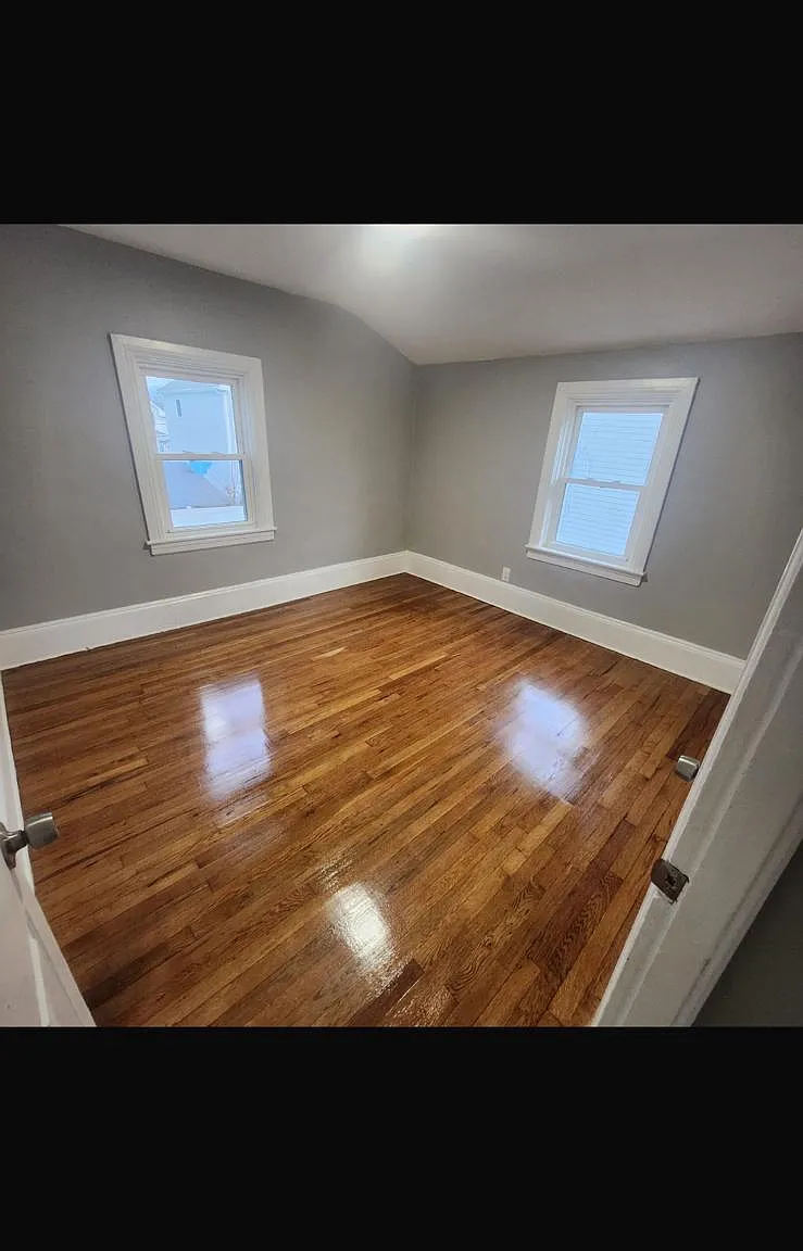 2 bed, 1200 sqft, $1,750 — Photo 4