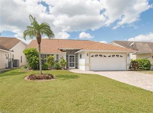 723 Lambton Ln, Naples, FL 34104