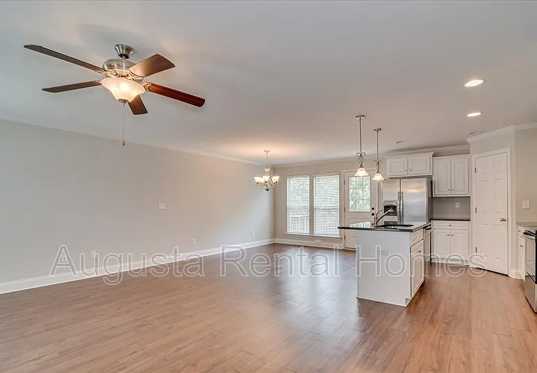 33 Ashton Pointe Dr — Photo 7