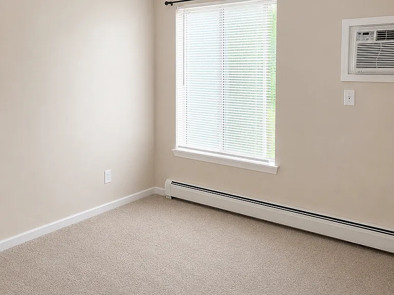 655 Talcottville Rd — Photo 32