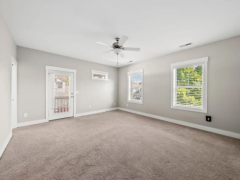 1813 Iron Mill Dr — Photo 27