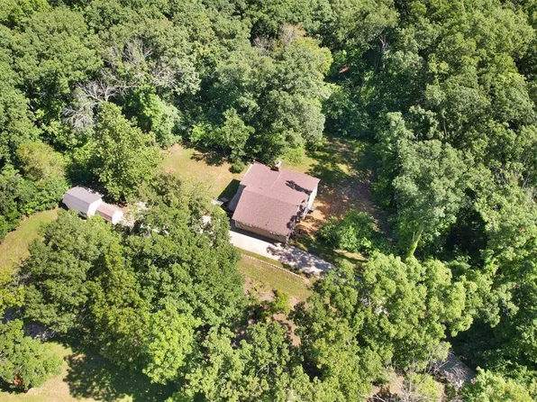 1067 Terry Rd, Augusta, MO 63332