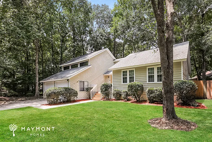 158 Fox Chase Dr — Photo 4