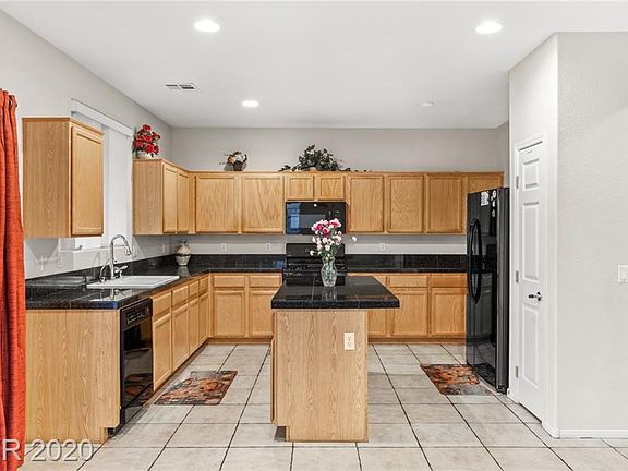 4th image of 1288 Corista Dr
