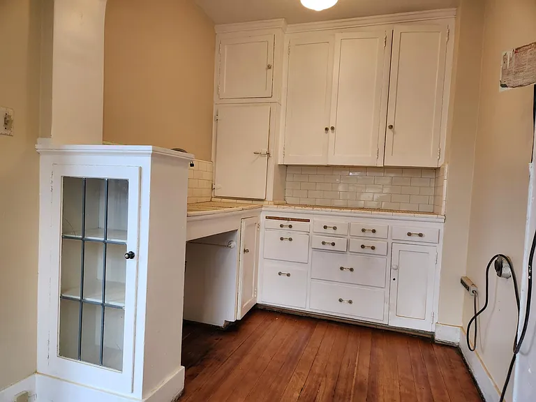 614 10th Ave E #104 — Photo 17