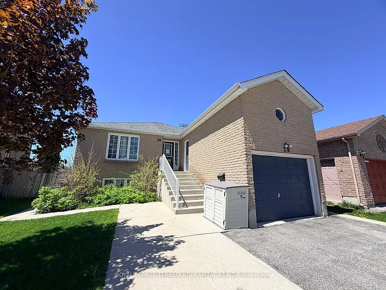 28 Brighton Rd #LOWER — Photo 1
