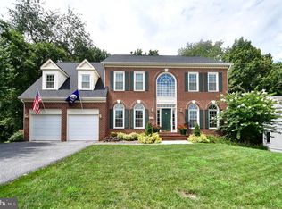 6143 Fieldcrest Dr, Frederick, MD 21701