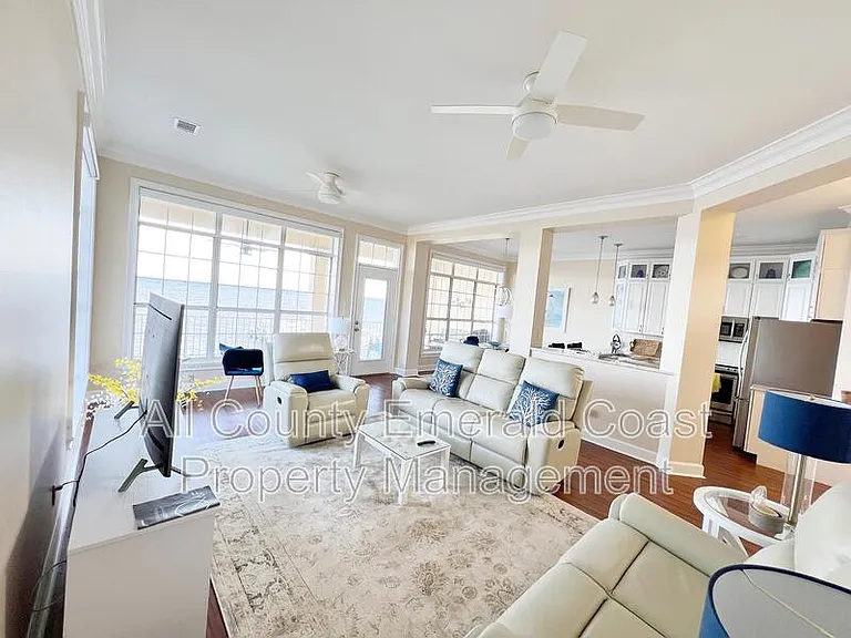 420 Oak Harbour Ln #201 — Photo 10