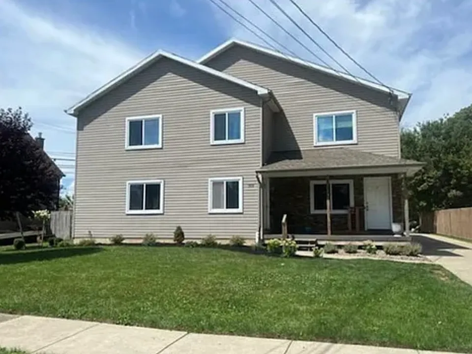 103 Sawyer Ave #2