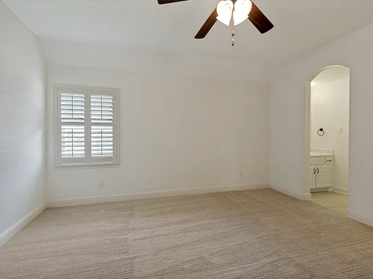 2416 Top Rail Ln — Photo 23