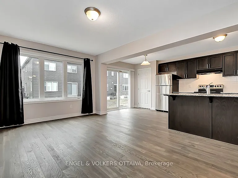 135 Lanceleaf Way — Photo 7