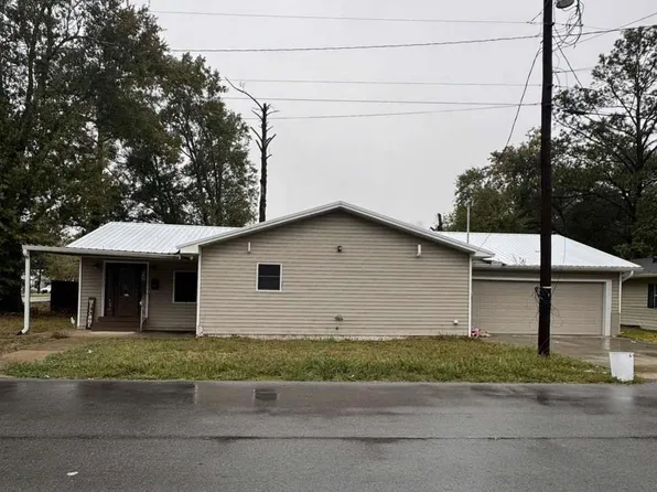 724 W 11th St, Crowley, LA 70526
