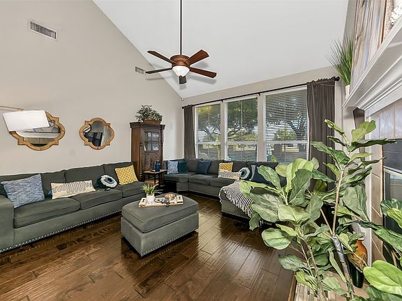 2nd image of 6419 Willowstone Trl