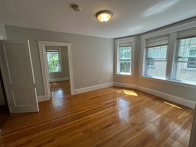 Central St — Photo 3