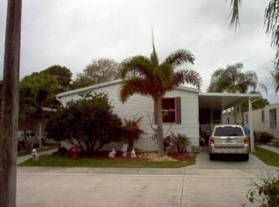 200 Plantation Blvd, Lake Worth, FL 33467