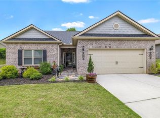 760 Skyview Dr, Commerce, GA 30529