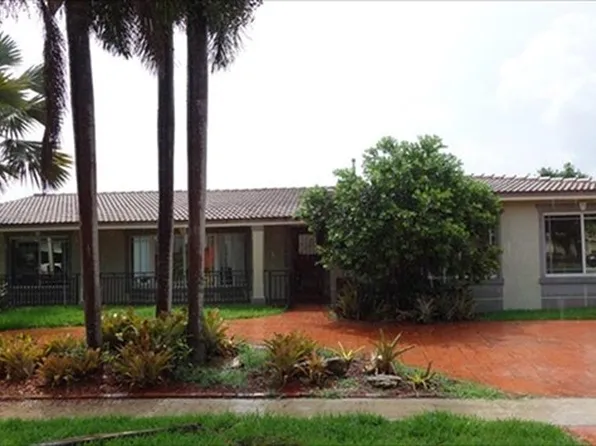1930 NW 107th Ave, Pembroke Pines, FL 33026