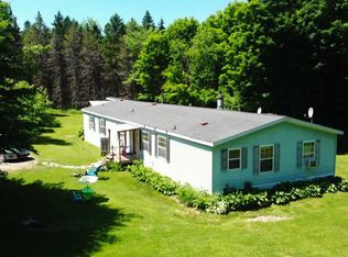 125 Hennigan Ln, Georgetown, NY 13072