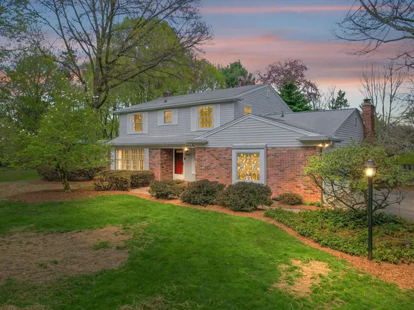 1376 Bird Rd, Ann Arbor, MI 48103