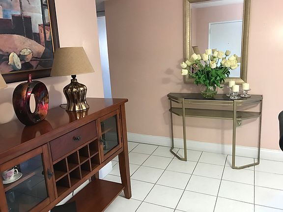 2nd image of 1121 SW 122nd Ave #2052