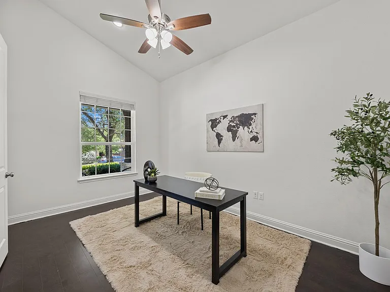 5305 Mandevilla Dr — Photo 7