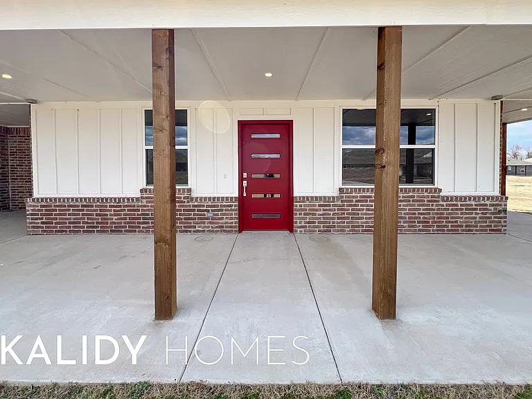 115 Olde Mill Rd — Photo 2