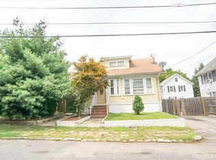 16 Wood St, Pawtucket, RI 02860