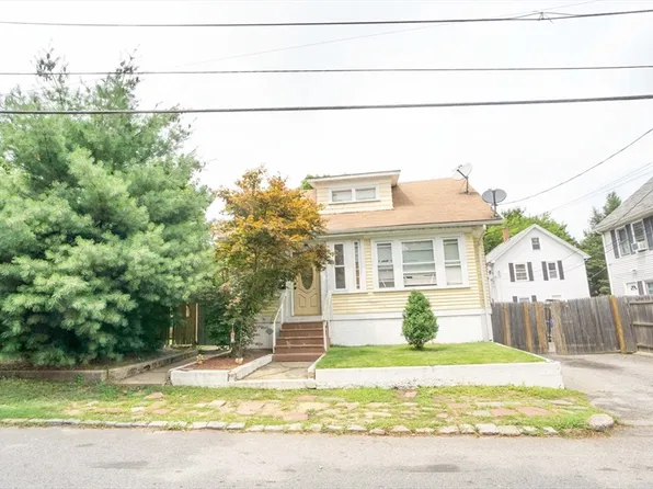 16 Wood St, Pawtucket, RI 02860