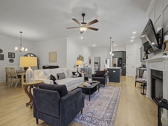 5th image of 3062 Wiltshire Park Pl