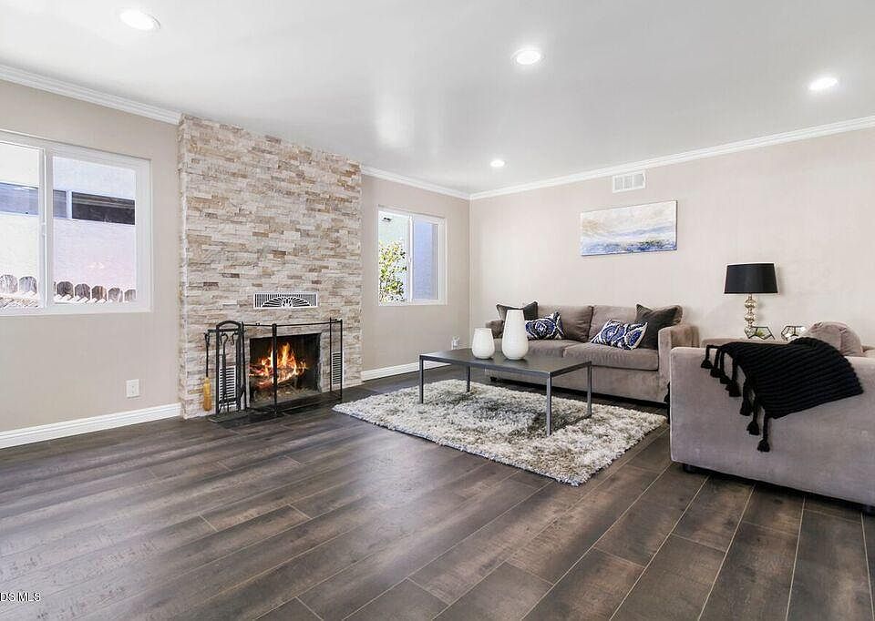 1st image of 538 Brossard Dr