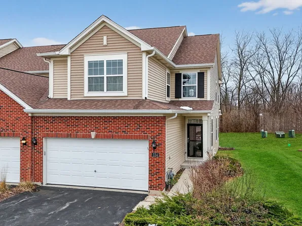 334 Buckingham Ct, Lombard, IL 60148