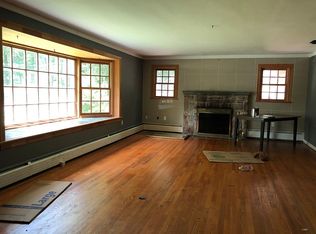 3599 Laurel Ln, Center Valley, PA 18034