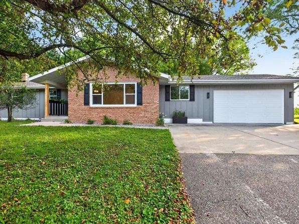 8833 Canby Ct, Northfield, MN 55057