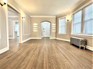 1352 W Carmen Ave APT 2S, Chicago, IL 60640