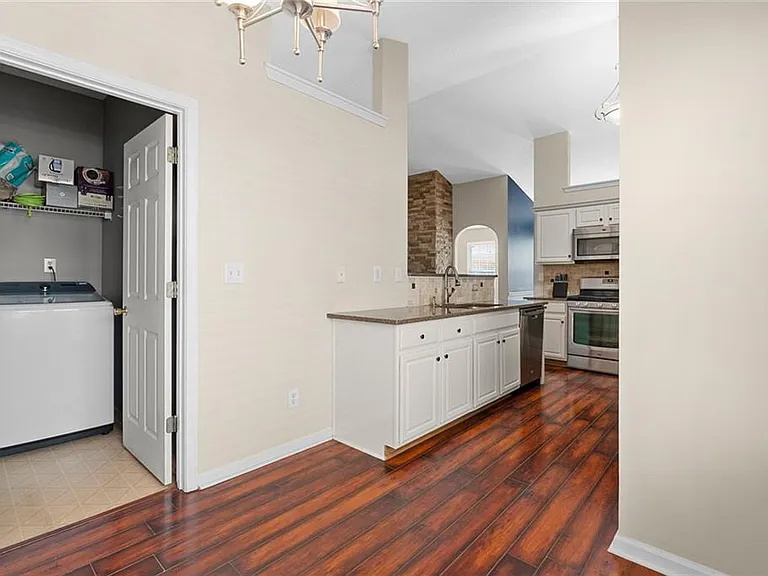 1755 Arborwood Dr — Photo 13