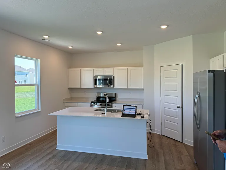 1048 Bald Tree Dr — Photo 7
