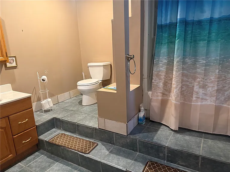 1019 Chislett St #2 — Photo 15