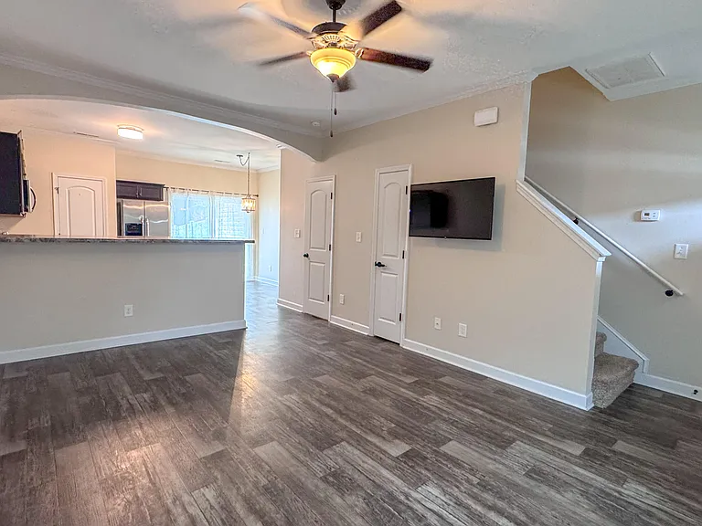 203 Justice Farm Dr — Photo 4
