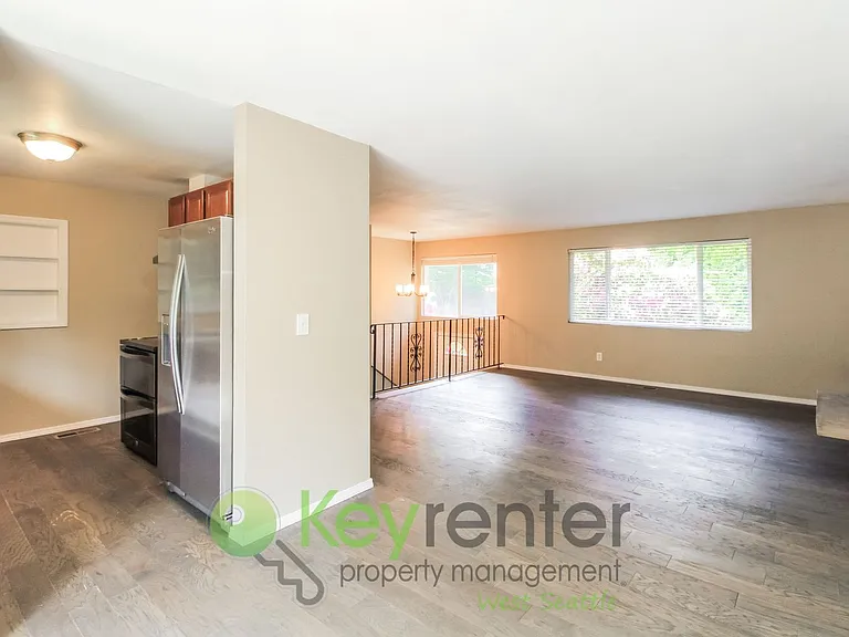 2511 SW 107th Way — Photo 7