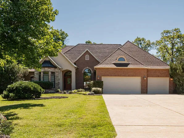 208 Silveroak Lane, Branson West, MO 65737