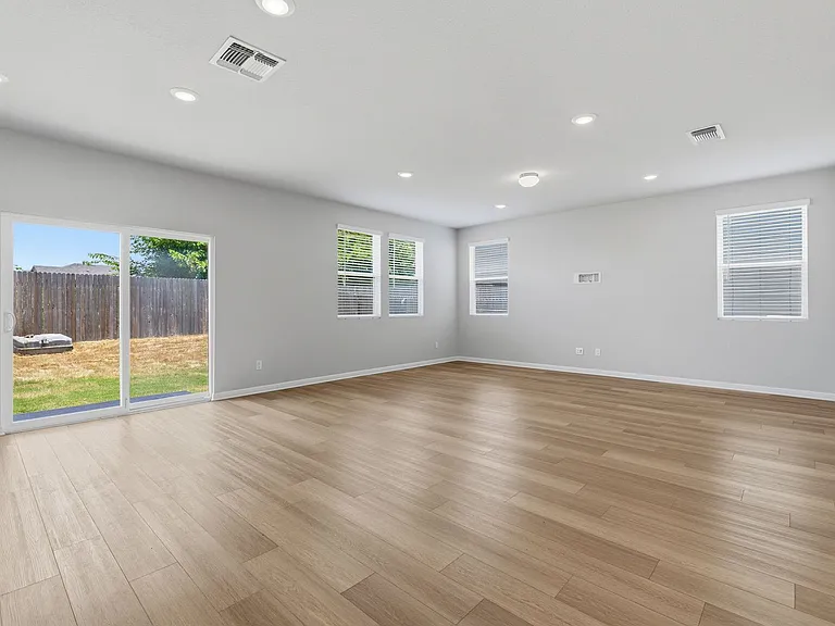 905 Palo Brea Loop — Photo 17