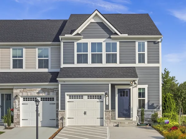 1711 Horsepower Dr, Columbia, TN 38401